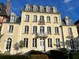 Appartement à TROUVILLE-SUR-MER