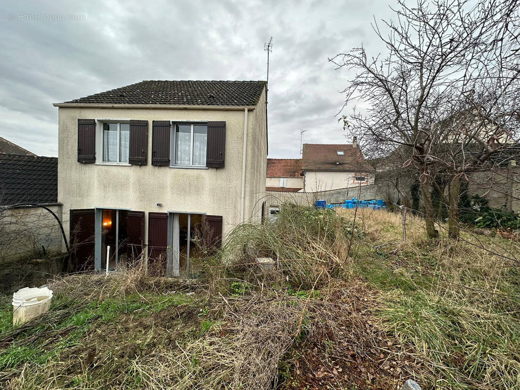 Maison à BRIE-COMTE-ROBERT