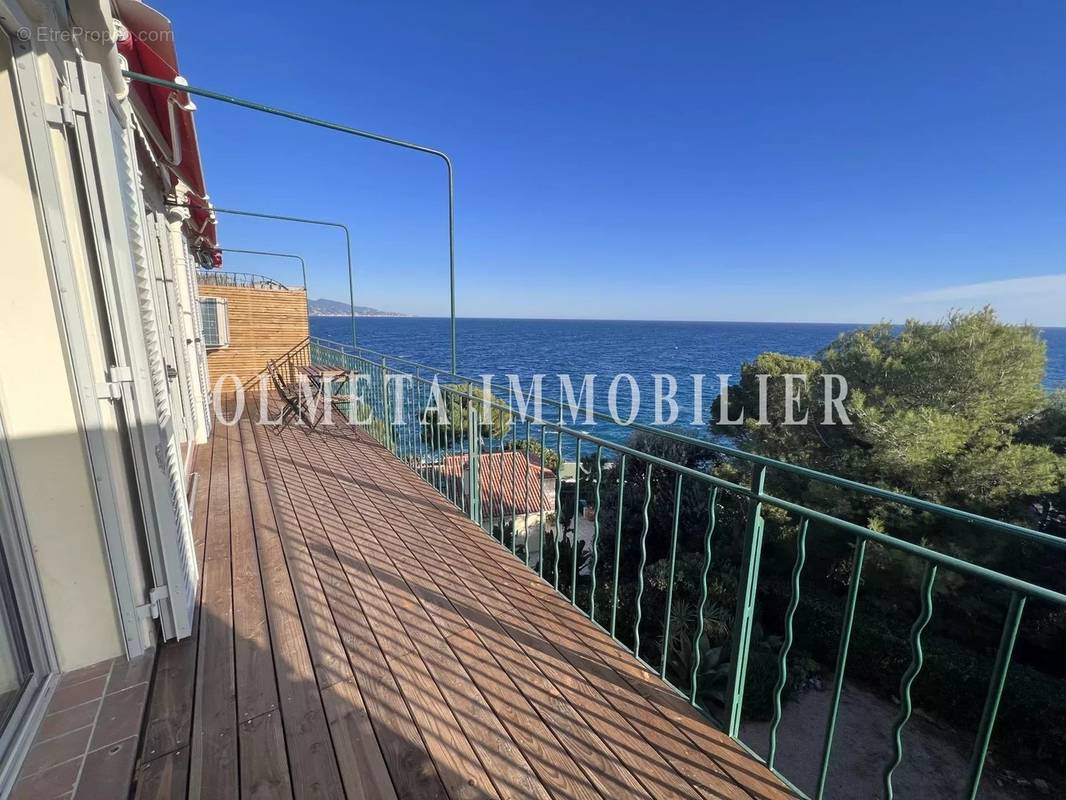 Appartement à ROQUEBRUNE-CAP-MARTIN