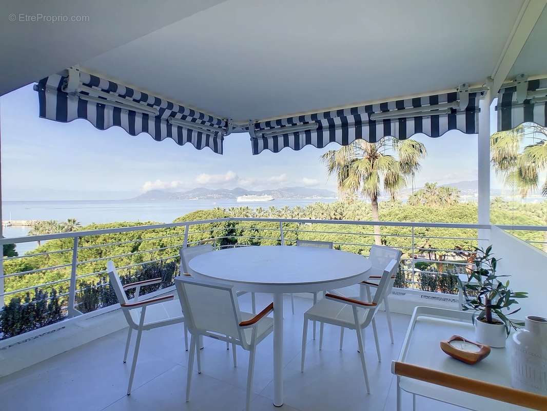 Appartement à CANNES