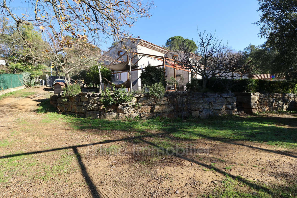 Maison à GRIMAUD