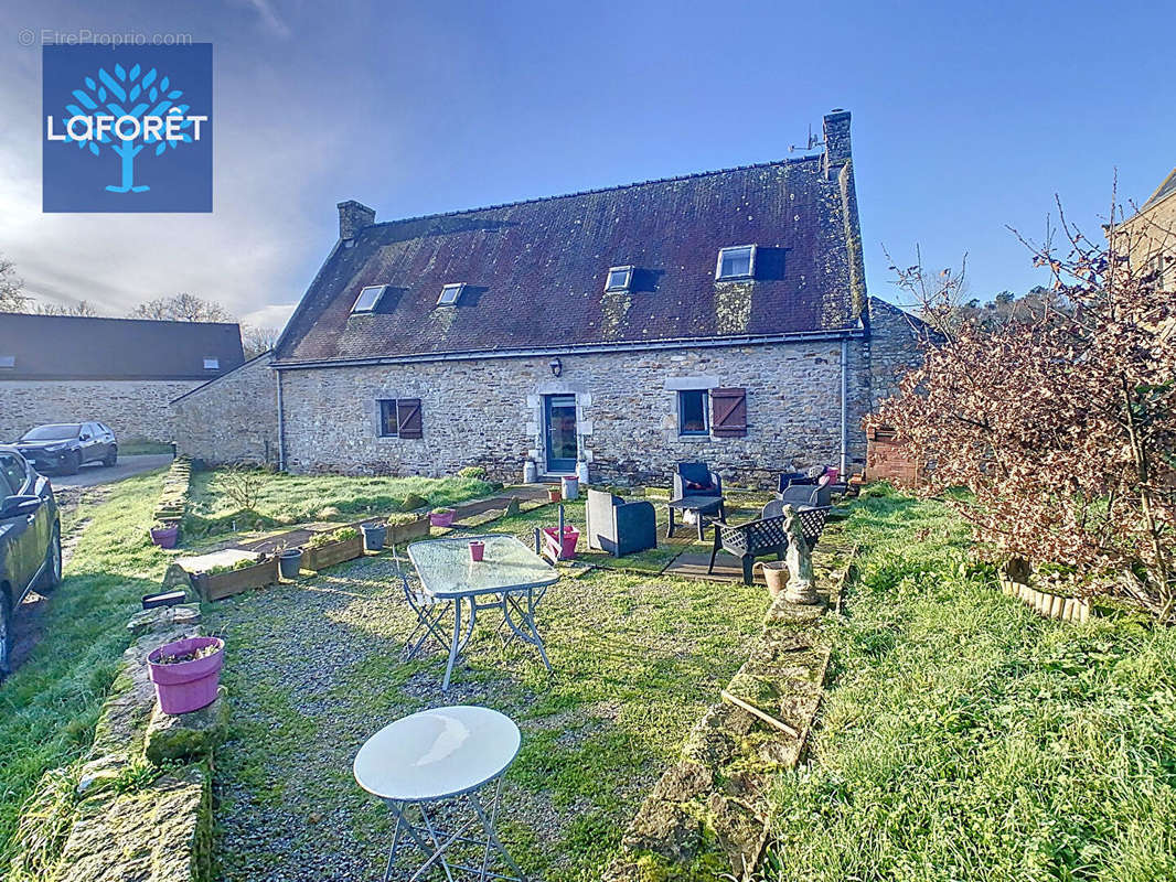 Maison à LANGUIDIC