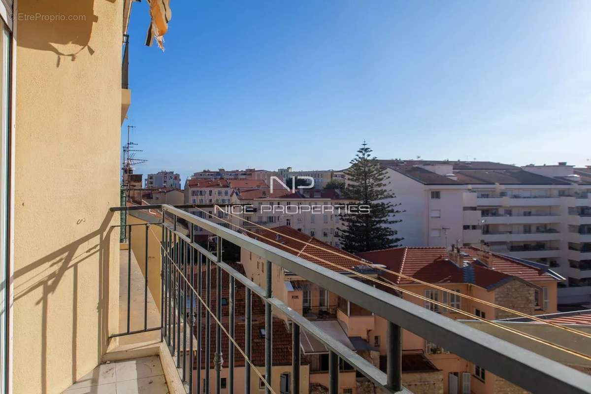 Appartement à MENTON