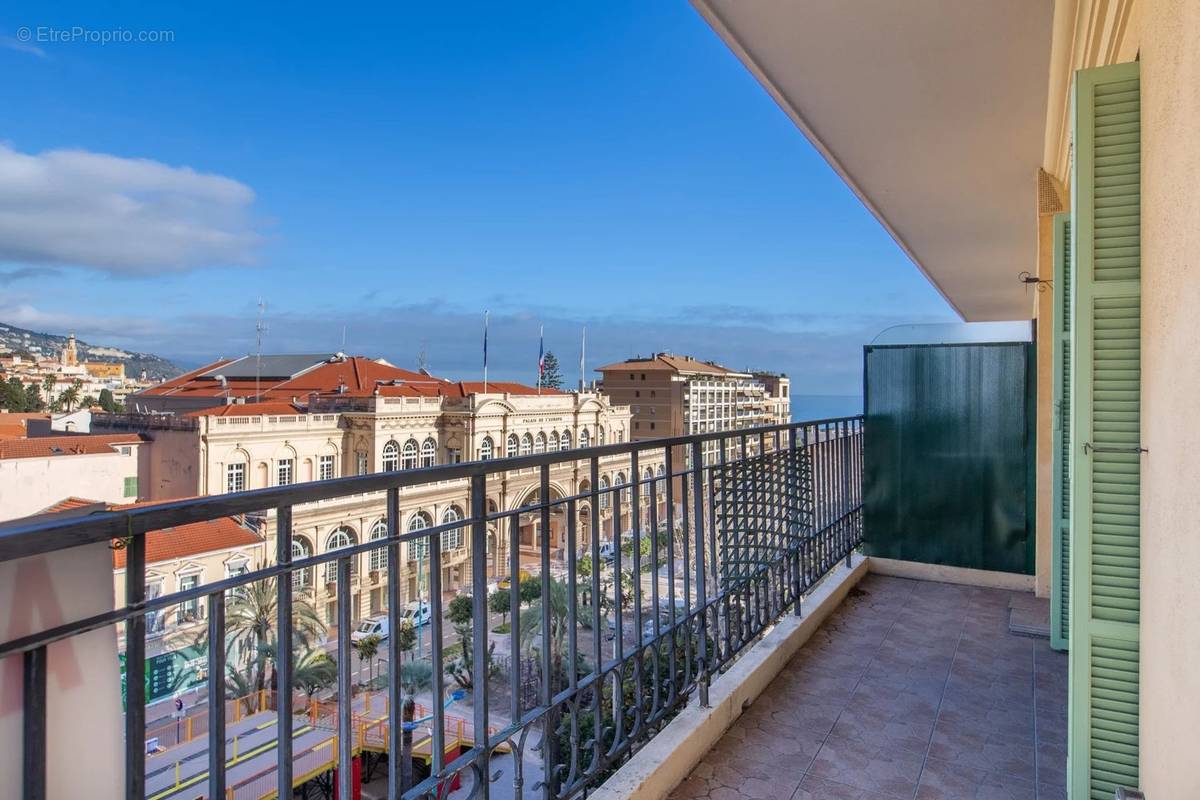 Appartement à MENTON