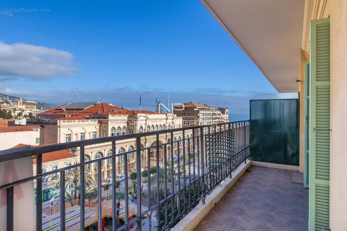 Appartement à MENTON