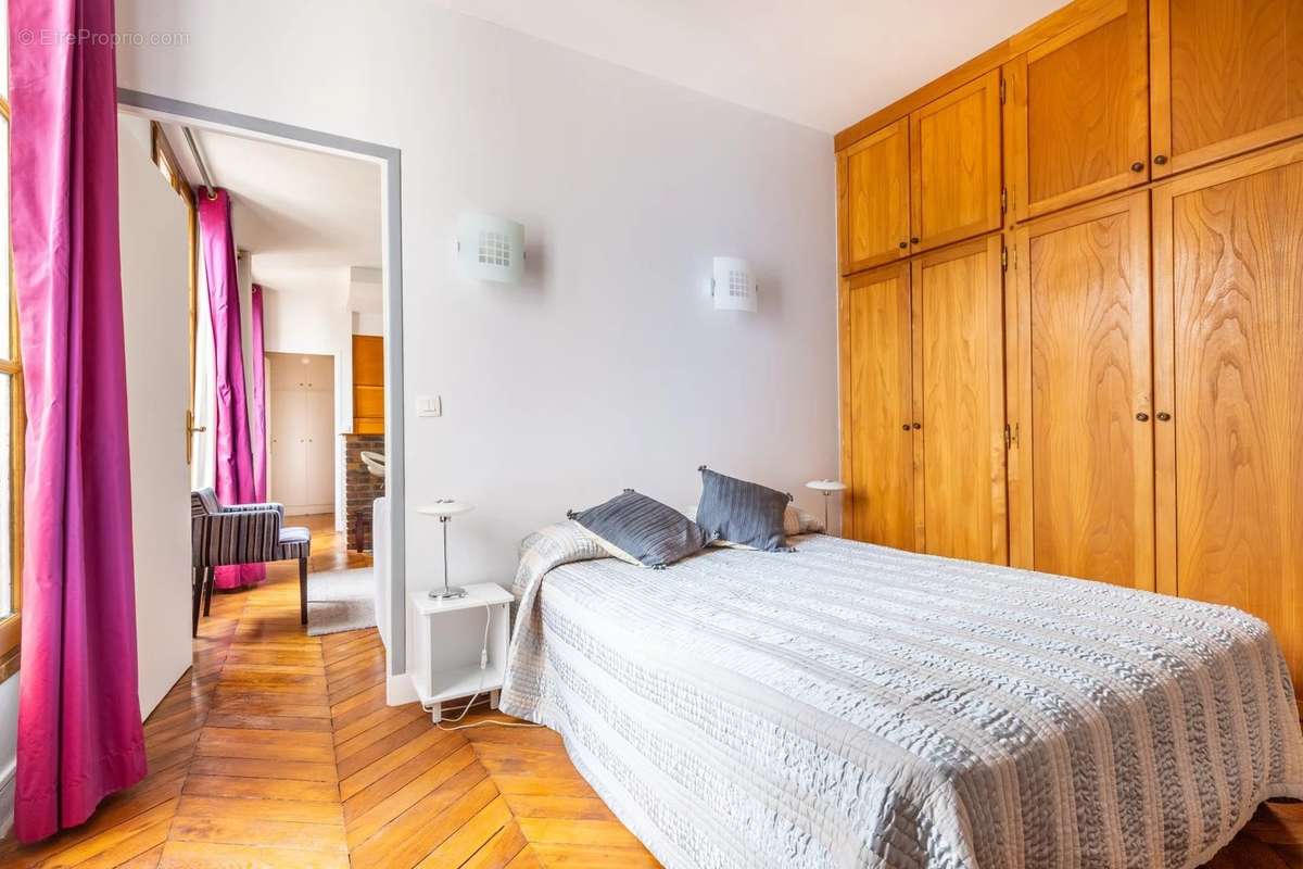 Appartement à PARIS-4E