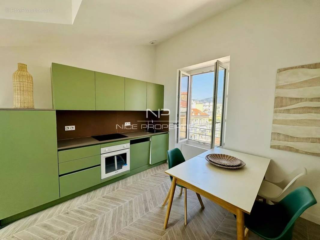 Appartement à NICE