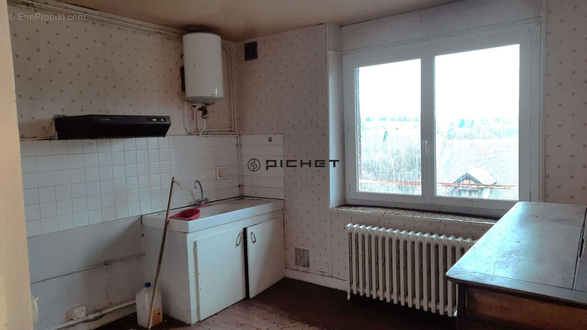 Appartement à UZERCHE