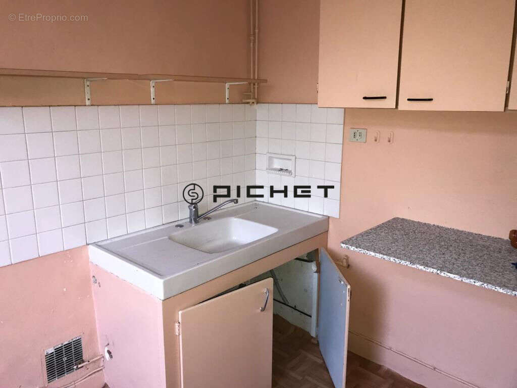 Appartement à UZERCHE