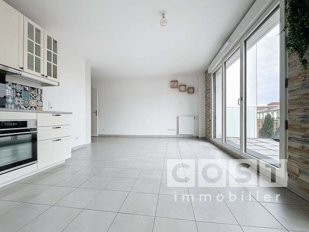 Appartement à ASNIERES-SUR-SEINE