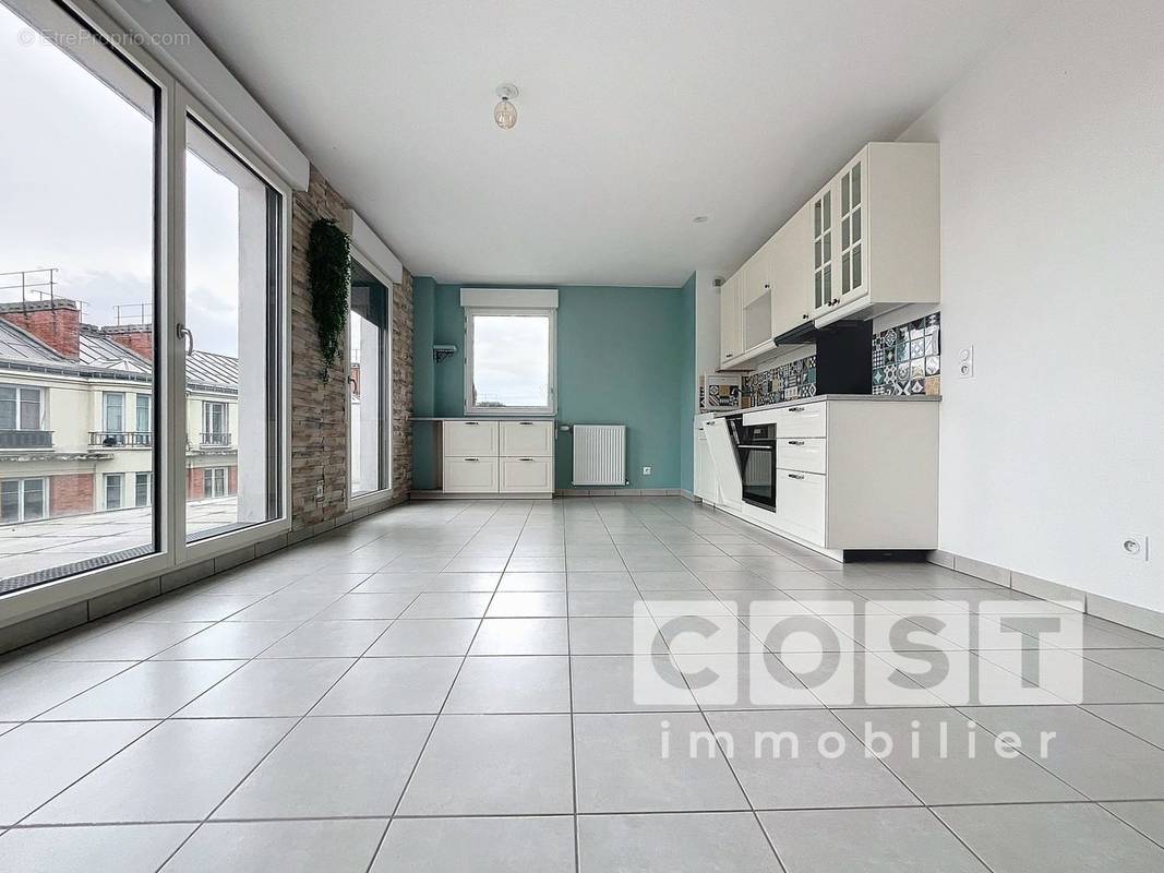 Appartement à ASNIERES-SUR-SEINE