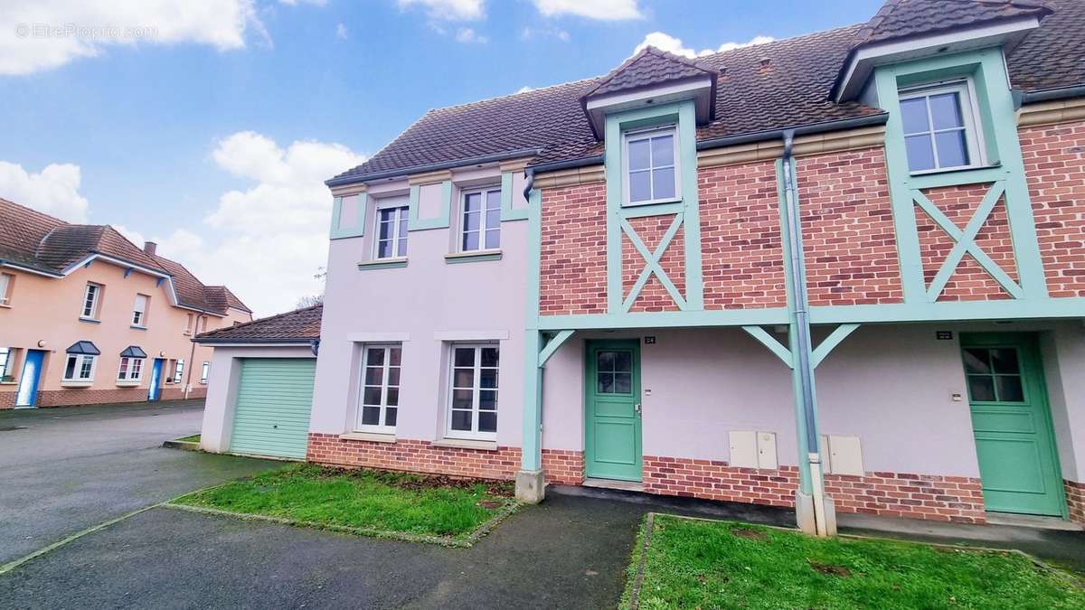 Maison à LE VAUDREUIL