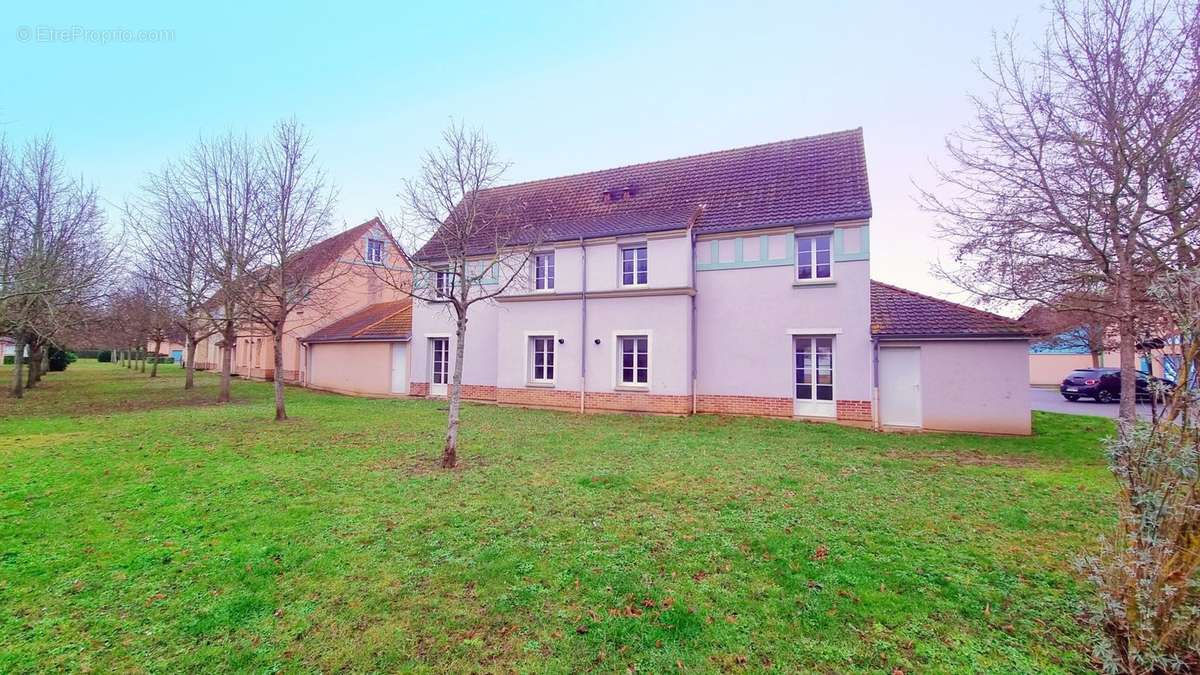 Maison à LE VAUDREUIL