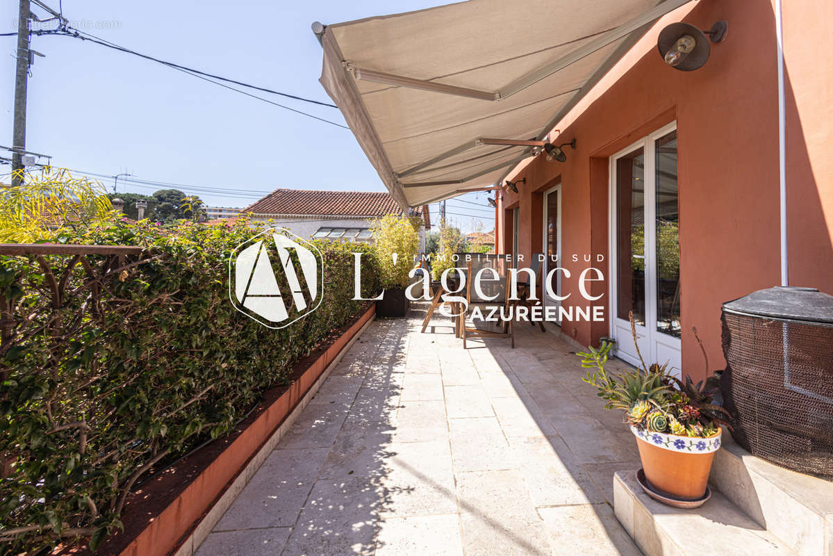 Maison à CAGNES-SUR-MER