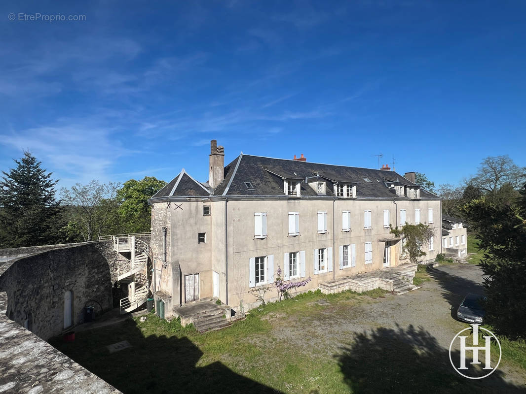 Maison à LE CHATELET