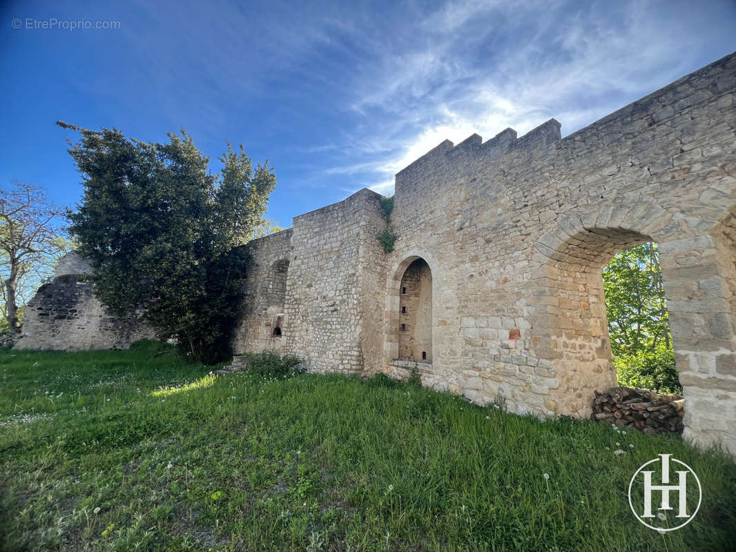 Maison à LE CHATELET