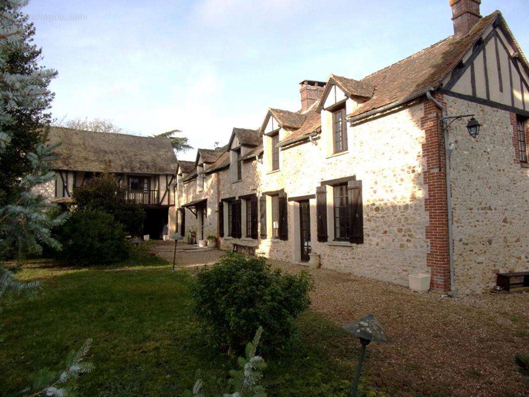 Maison à SAINT-PIERRE-DE-BAILLEUL