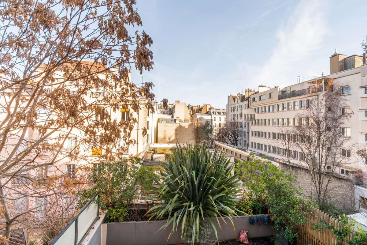 Appartement à LEVALLOIS-PERRET