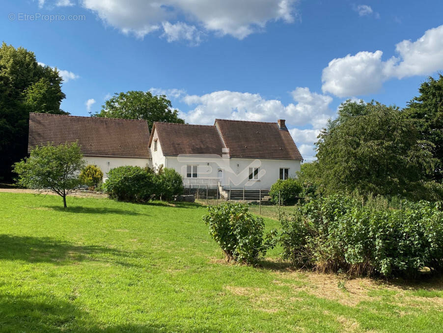 Maison à CHERY-CHARTREUVE