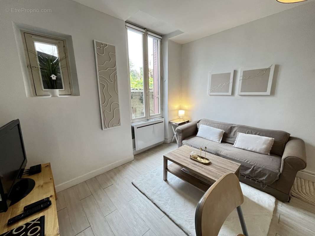 Appartement à SAINT-ANDRE-LES-VERGERS