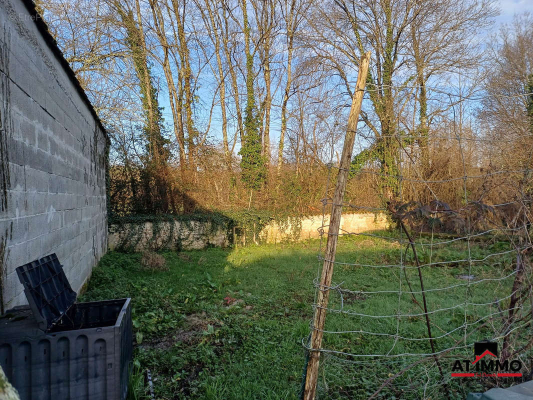 Maison à CHALAIS