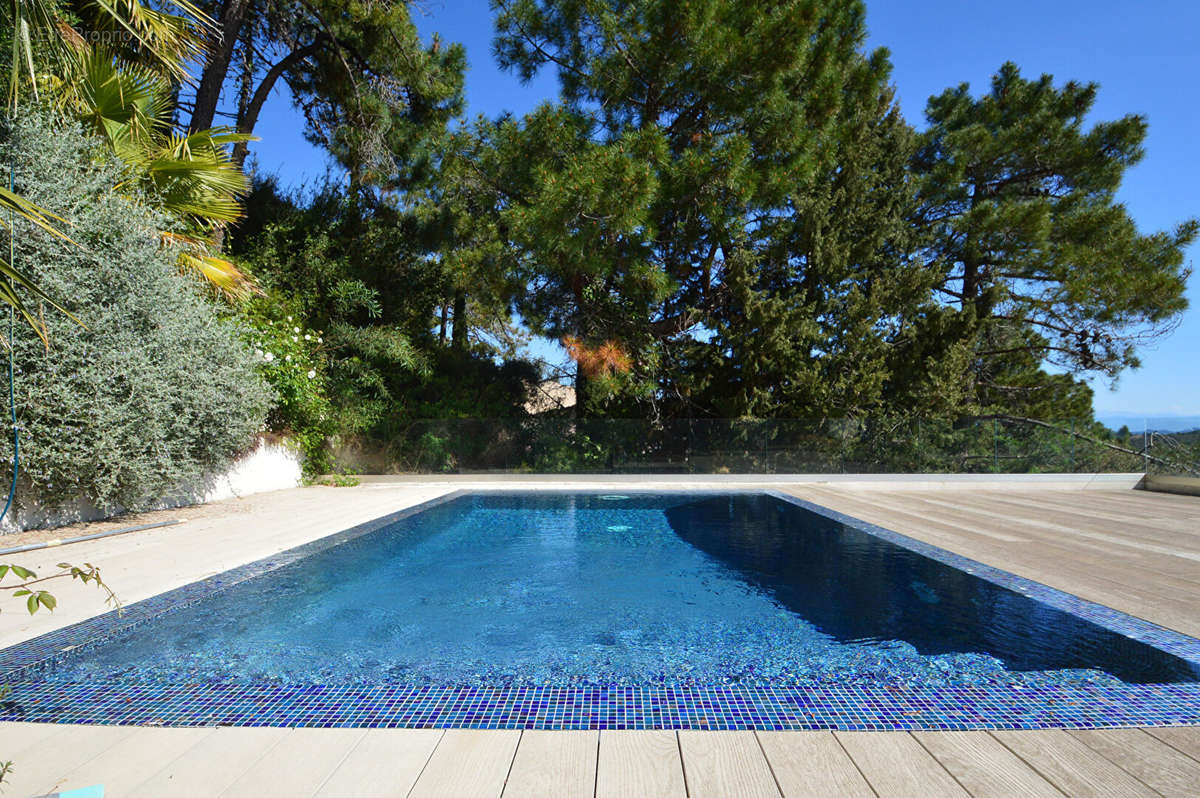 Maison à THEOULE-SUR-MER