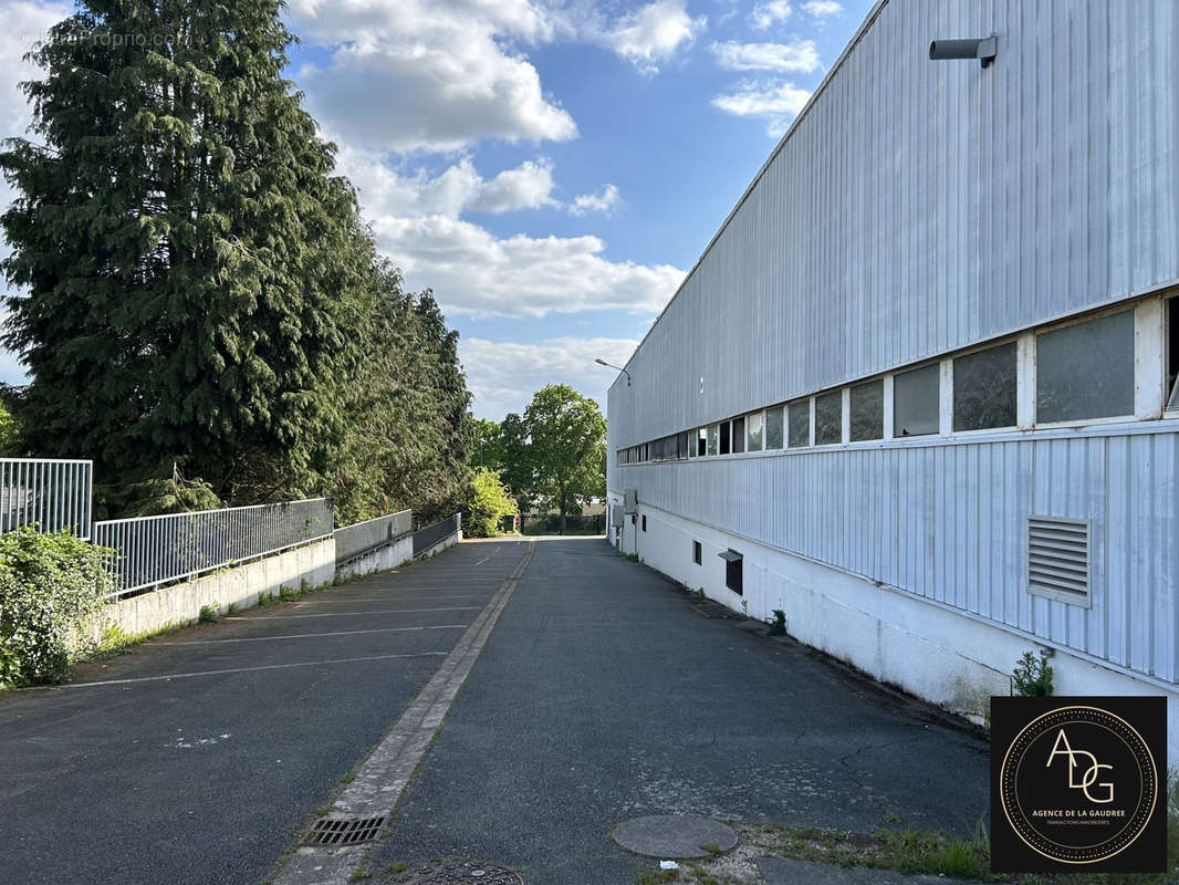 Commerce à DOURDAN