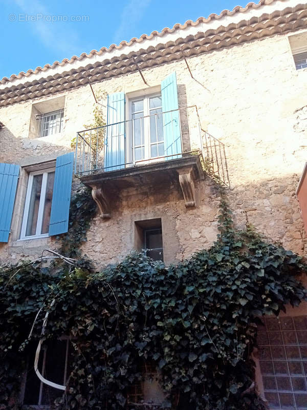 Maison à MONTEUX