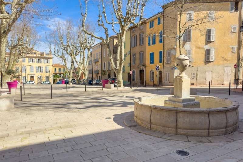 Appartement à BRIGNOLES