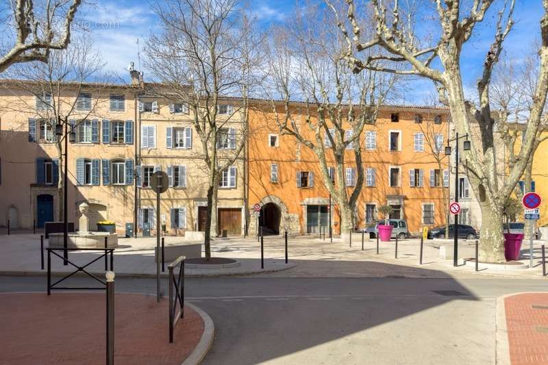 Appartement à BRIGNOLES