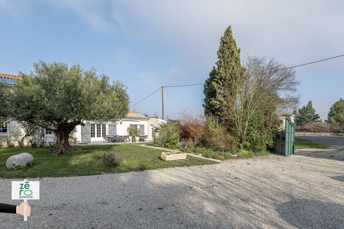 Maison à SAINT-MICHEL-EN-L&#039;HERM