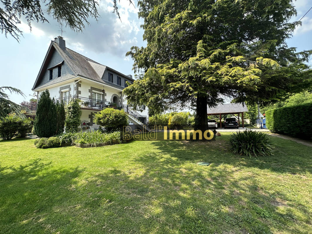 Maison à CAMORS