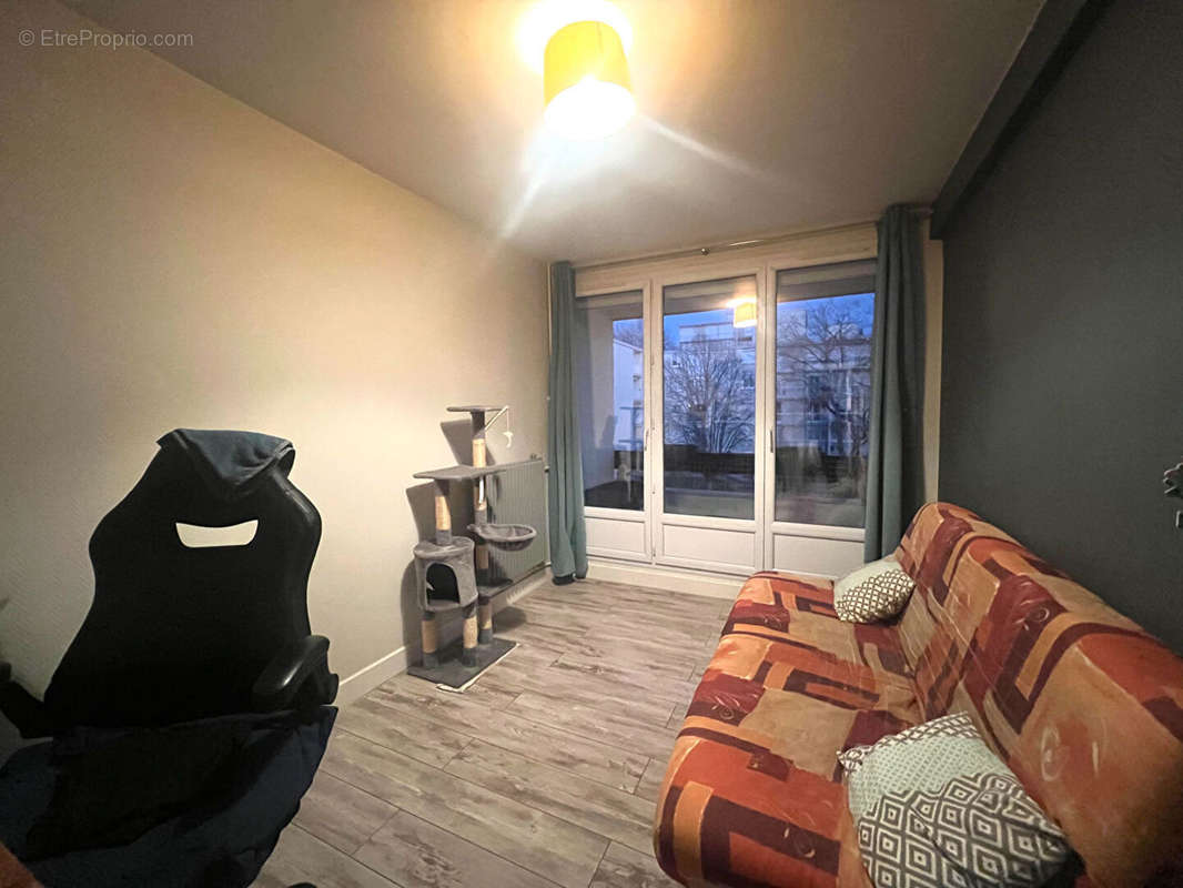 Appartement à FLEURY-LES-AUBRAIS