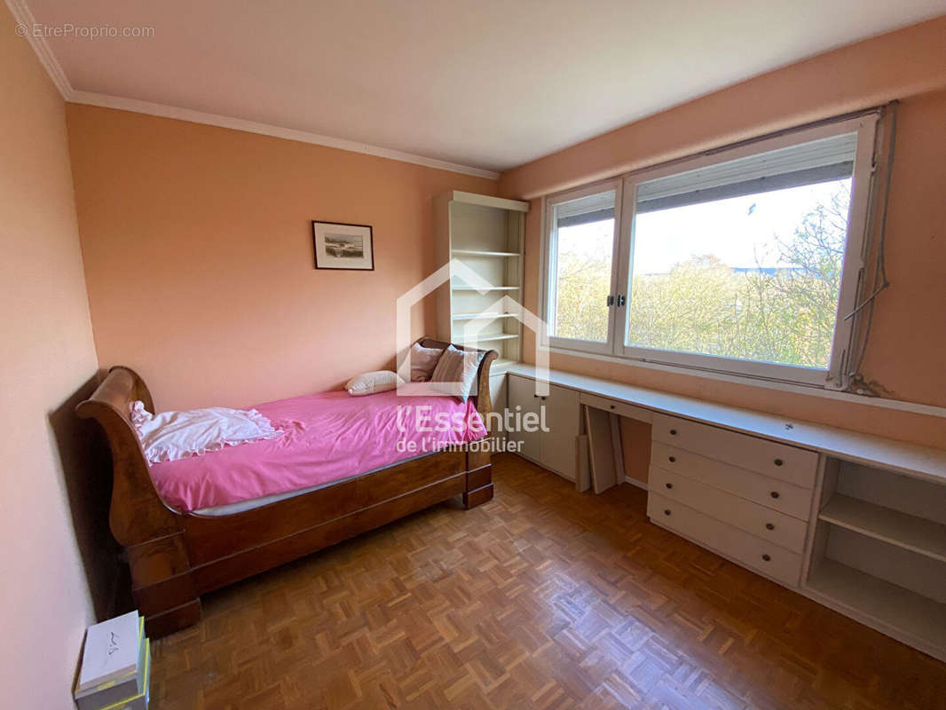 Appartement à VERNEUIL-SUR-SEINE