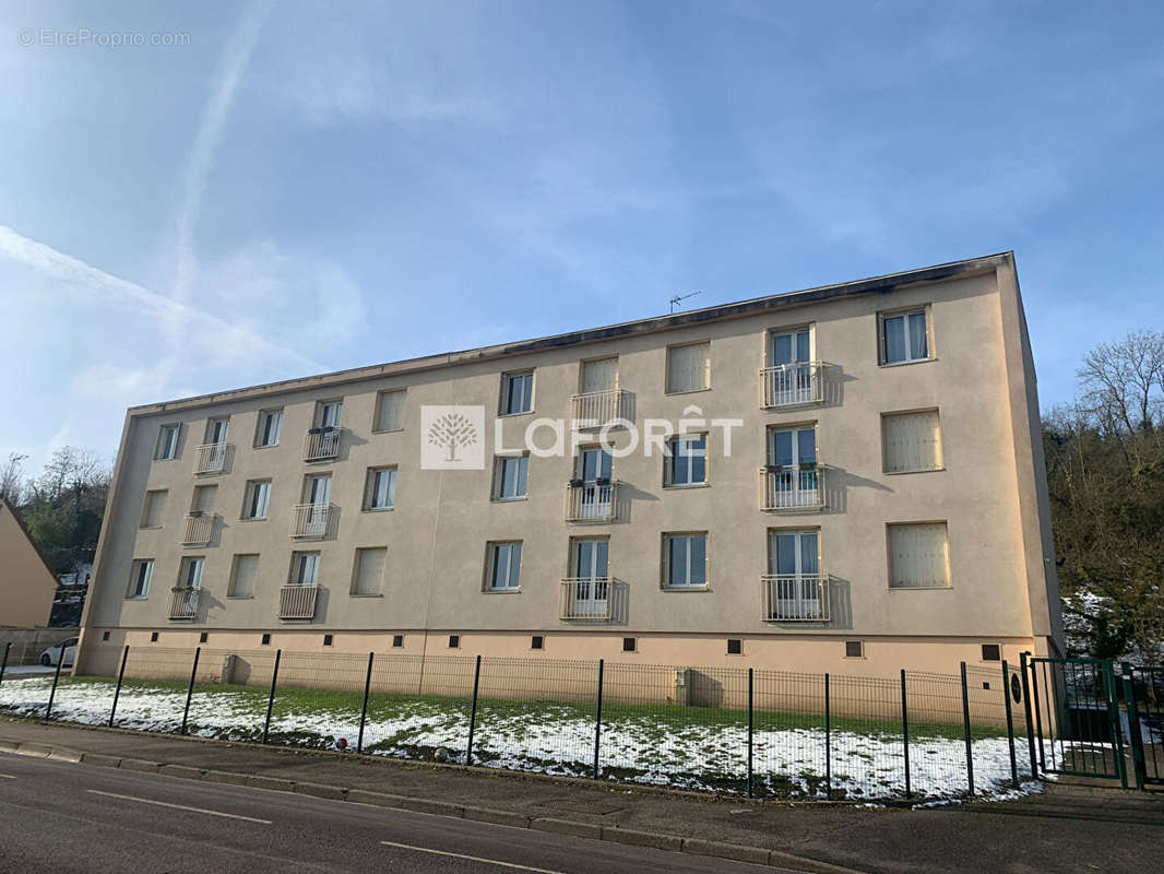 Appartement à MANTES-LA-VILLE