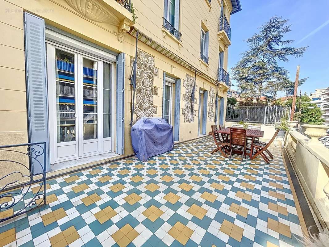 Appartement à NICE