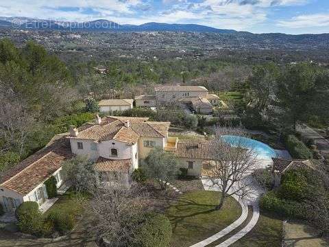 Maison à FAYENCE