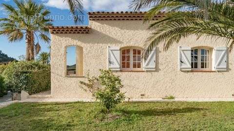 Maison à LES ADRETS-DE-L&#039;ESTEREL