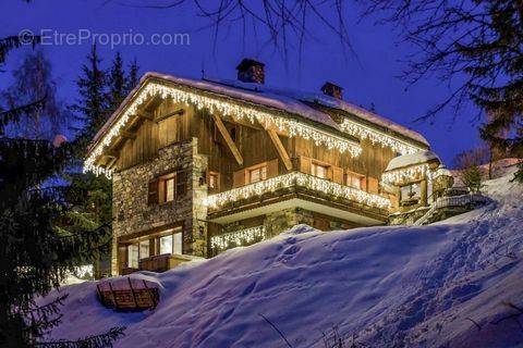 Maison à LES CHAPELLES