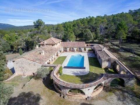 Maison à CORRENS