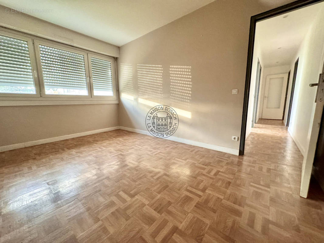 Appartement à ROSNY-SOUS-BOIS