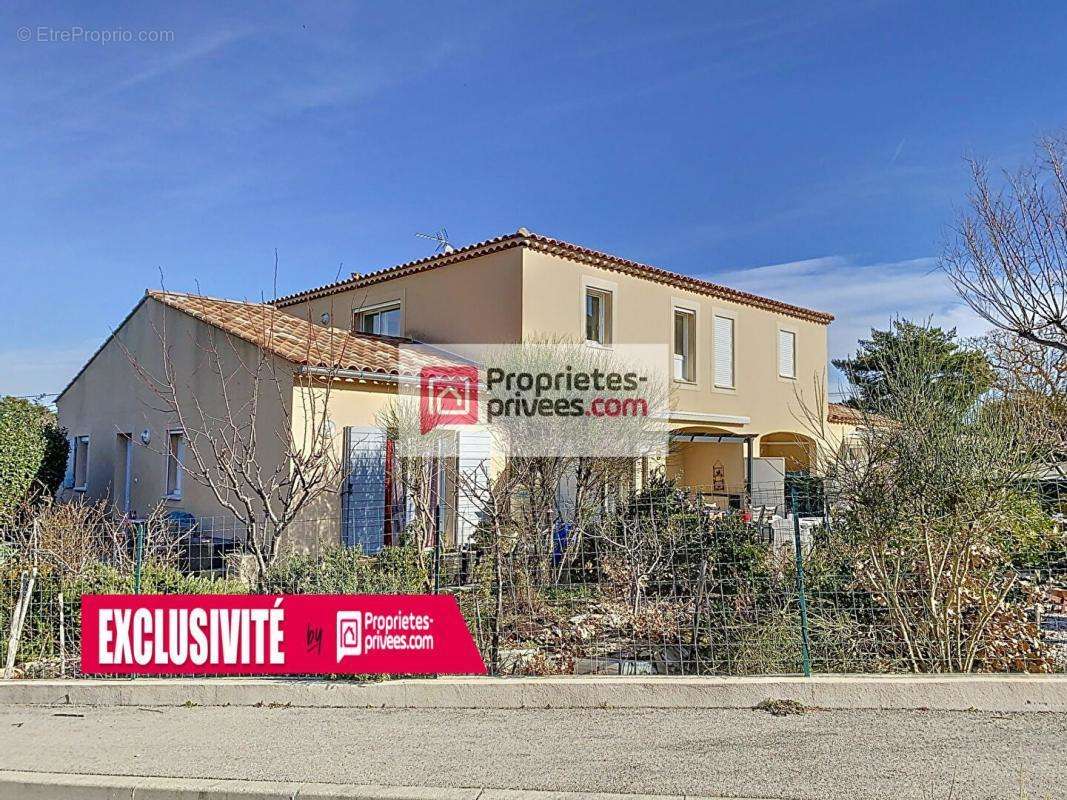 Appartement à PLAN-D&#039;AUPS-SAINTE-BAUME