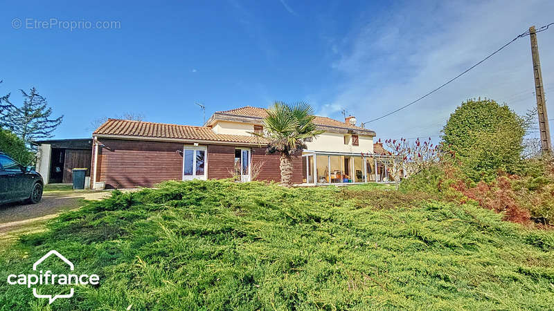 Maison à THOUARS