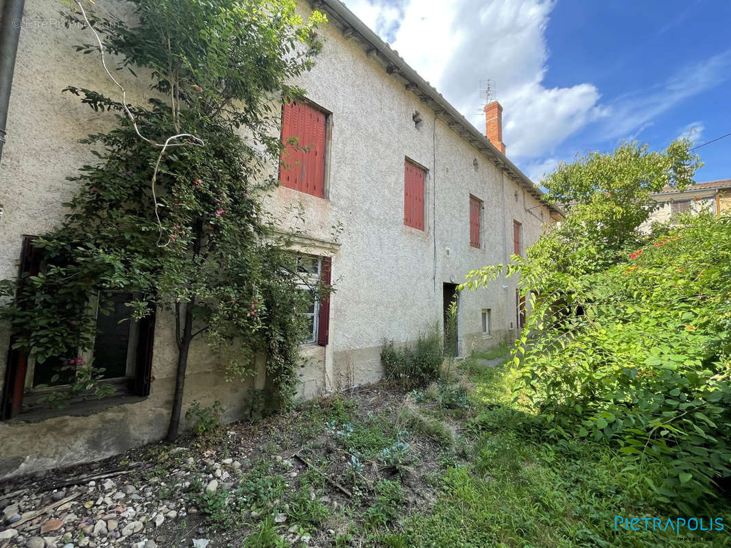 Maison à MONTMERLE-SUR-SAONE