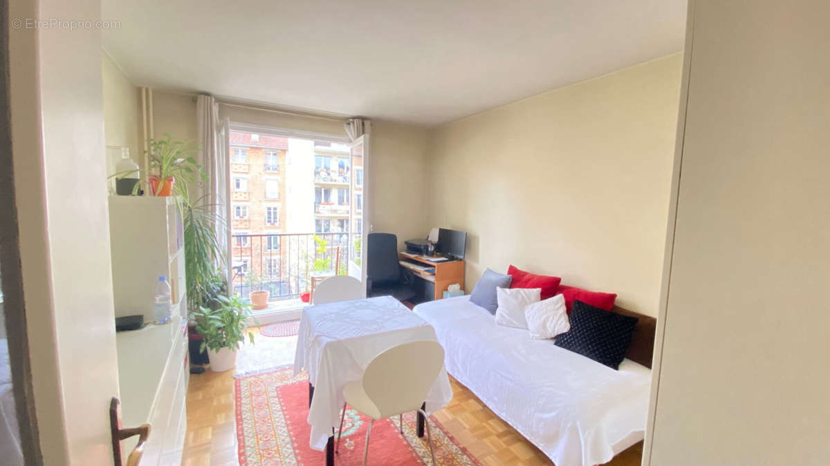 Appartement à PARIS-12E