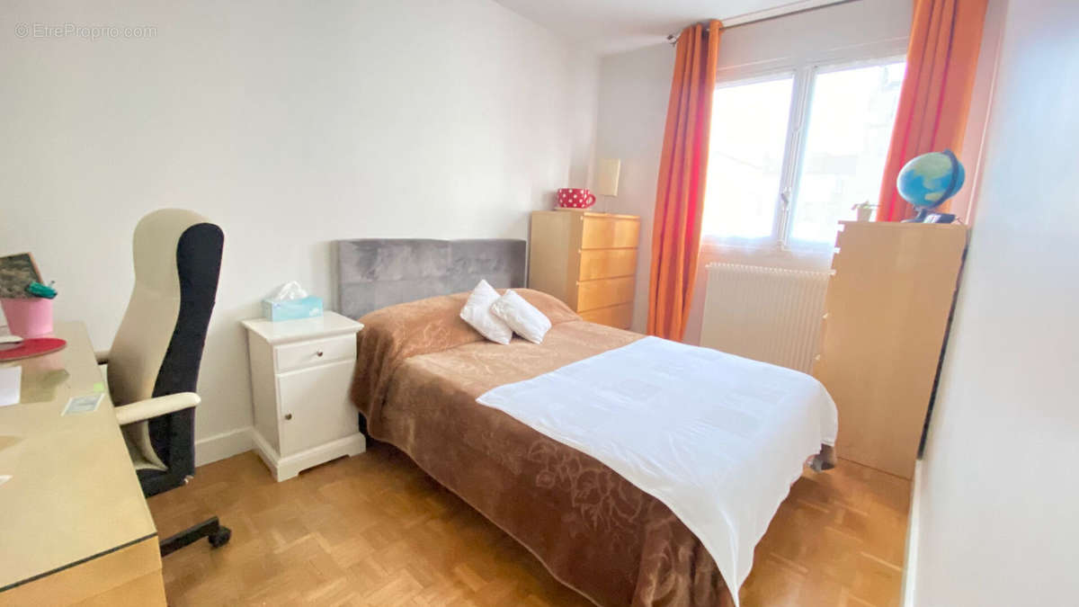 Appartement à PARIS-12E