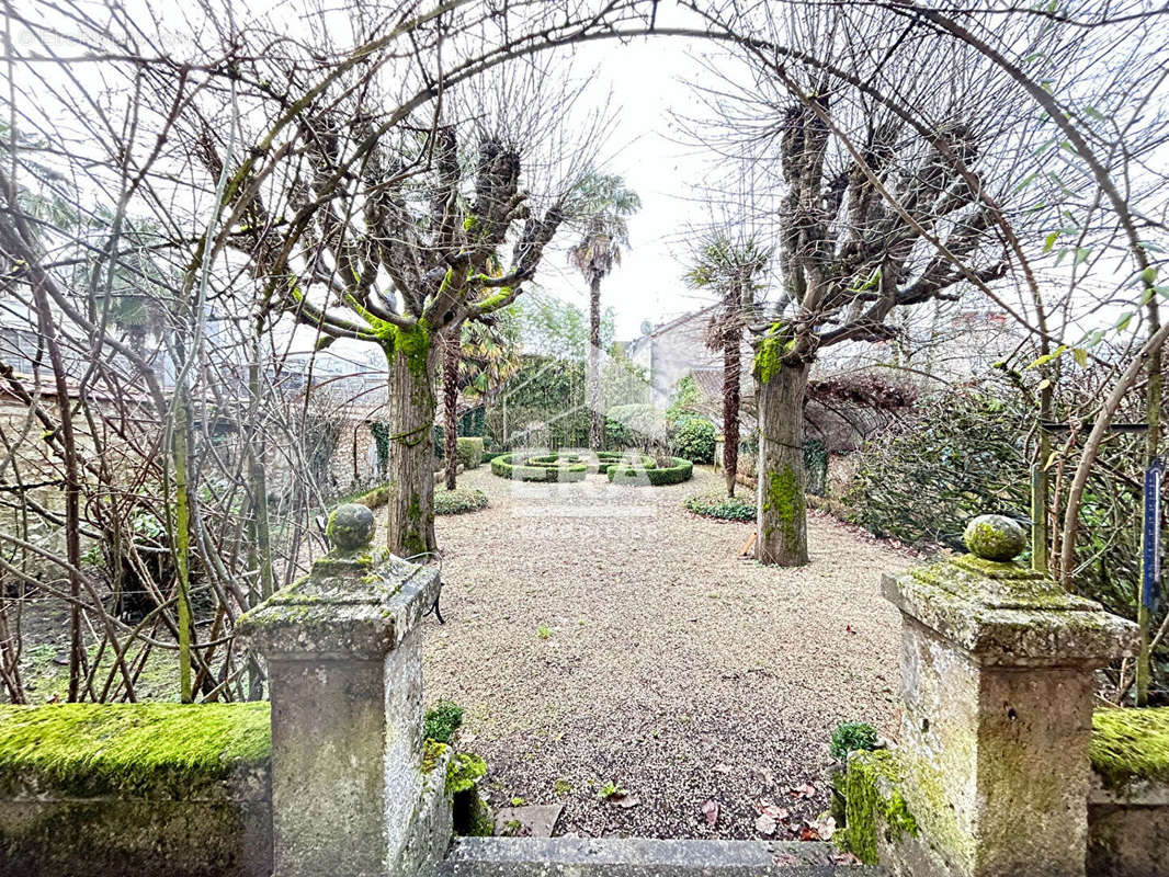 Maison à PERIGUEUX