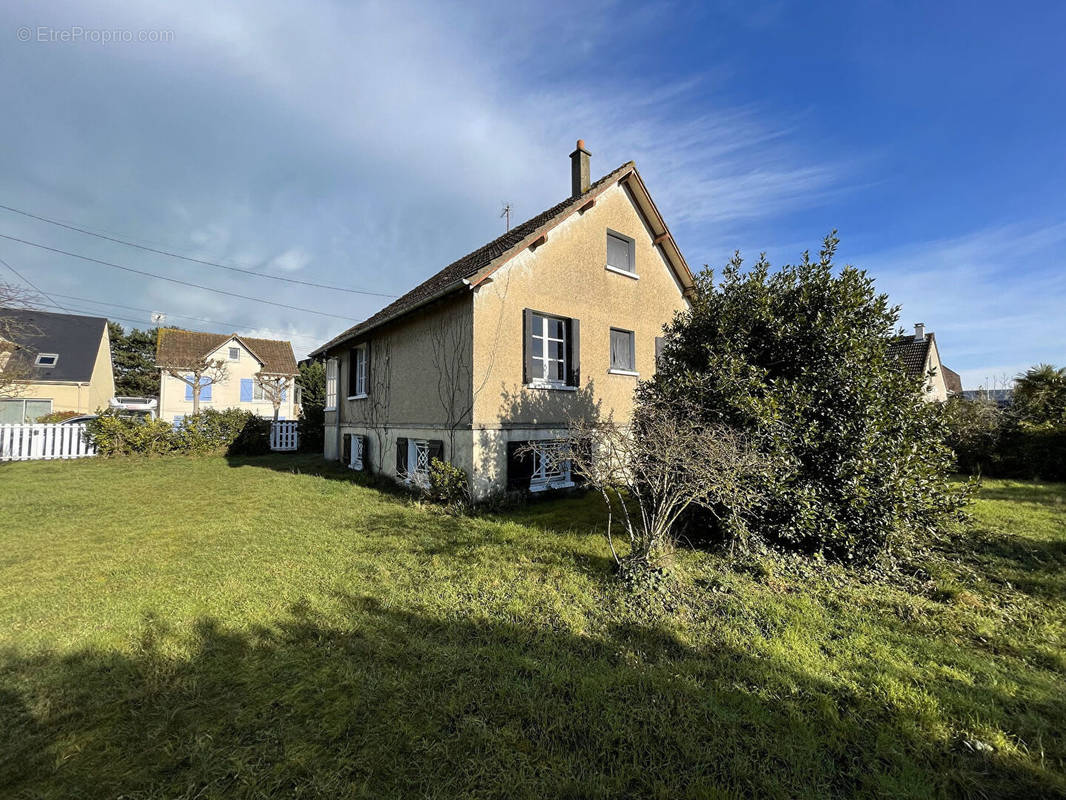 Maison à OUISTREHAM