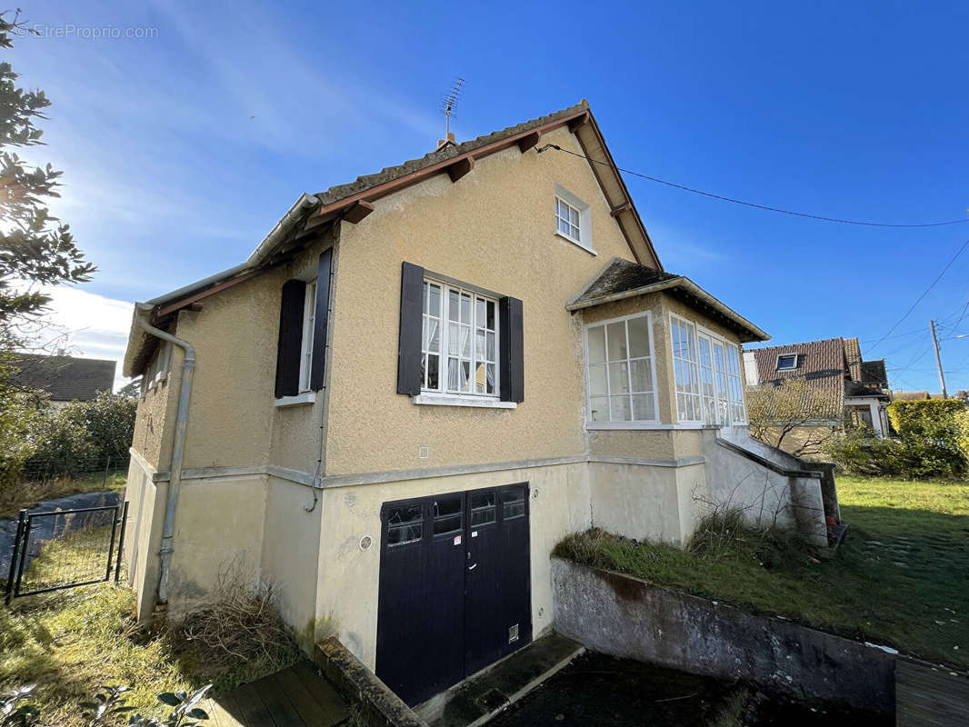 Maison à OUISTREHAM