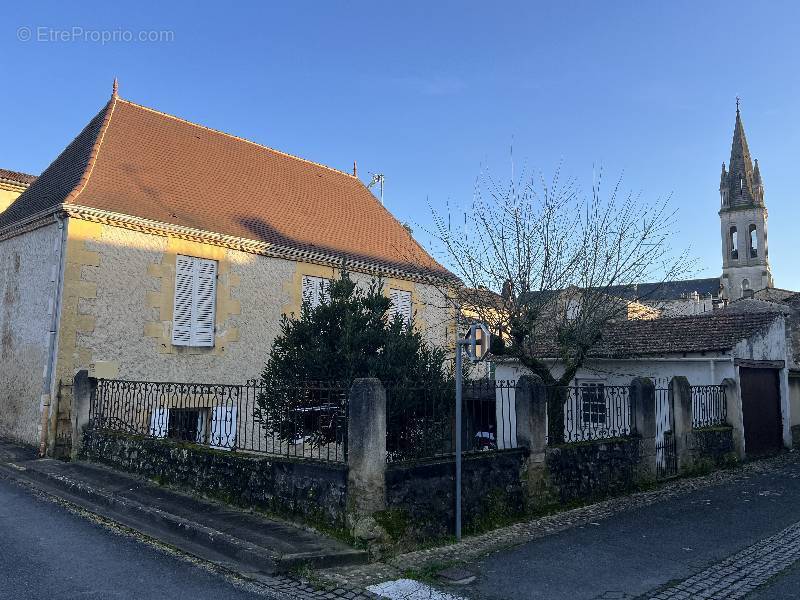 Maison à LALINDE